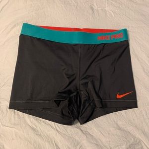 Nike Pro Women’s 3” Compression Shorts | Gray